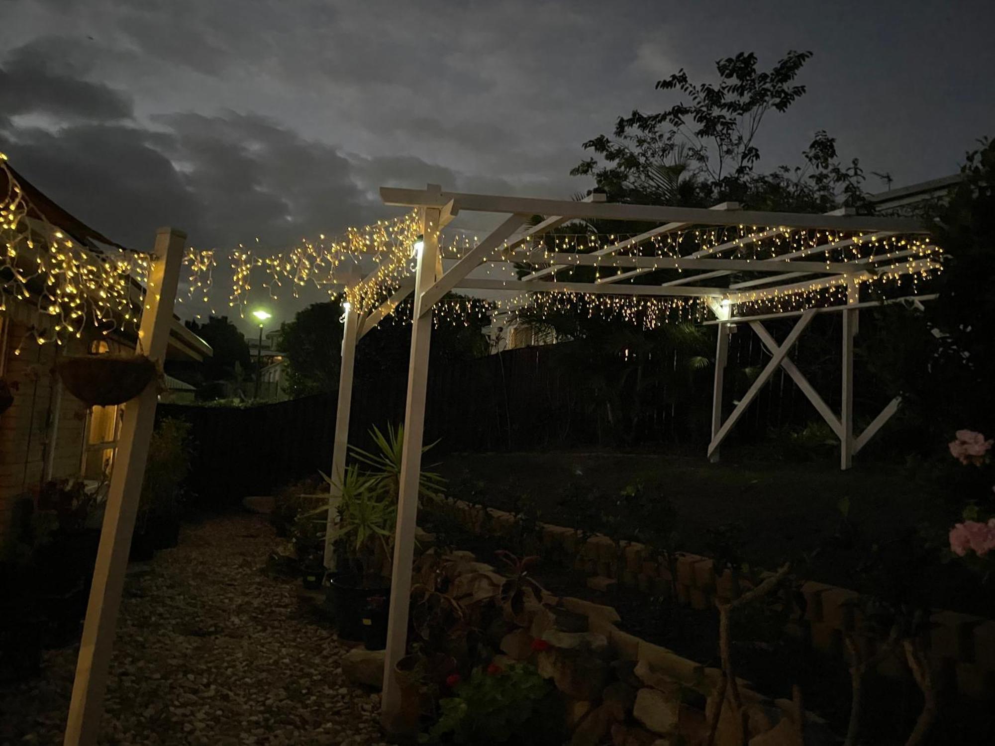 Theme Parks Amituofo Homestay Gold Coast Eksteriør billede