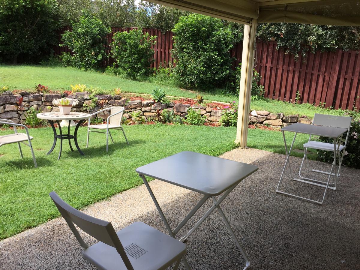 Theme Parks Amituofo Homestay Gold Coast Eksteriør billede