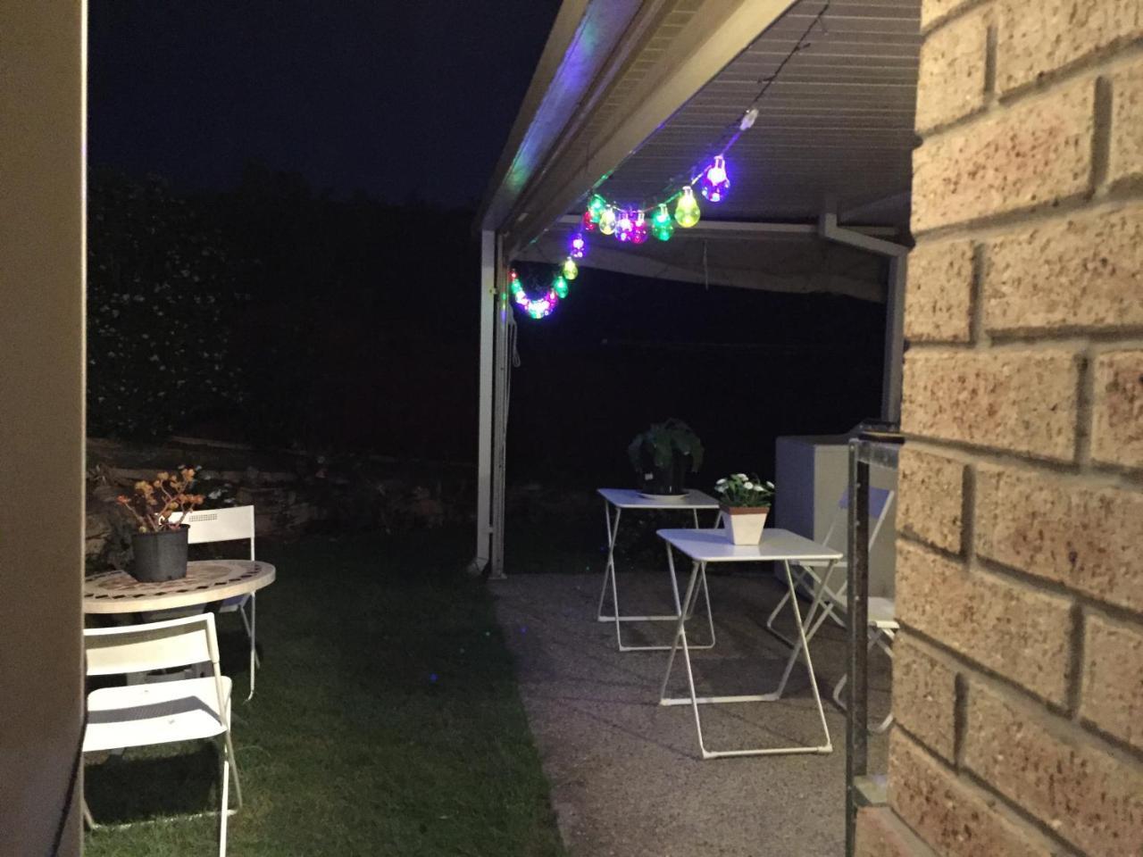 Theme Parks Amituofo Homestay Gold Coast Eksteriør billede